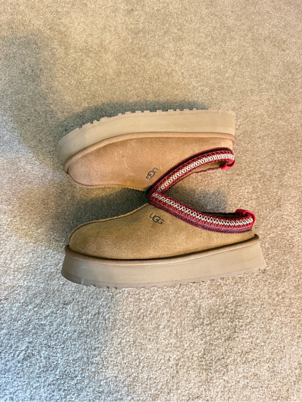 UGG Women's Chestnut Tazz platform